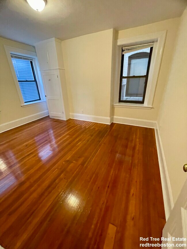 Photo - 885 Massachusetts Ave Unit 8