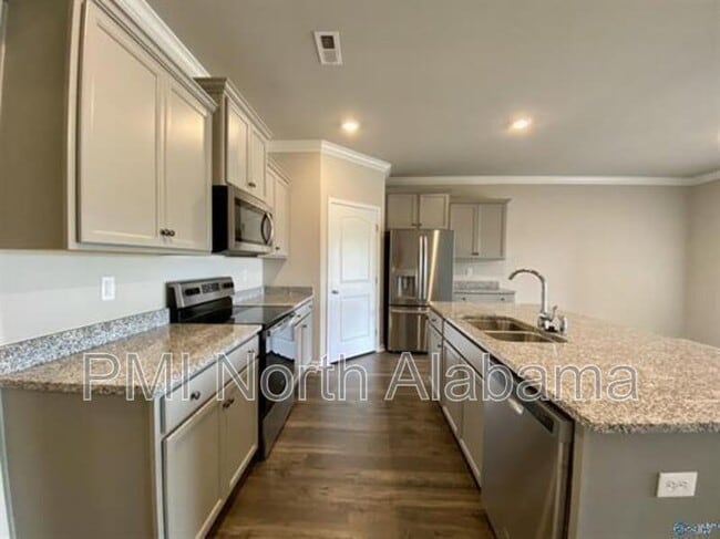 Photo - 7005 Lost Crk Dr NW