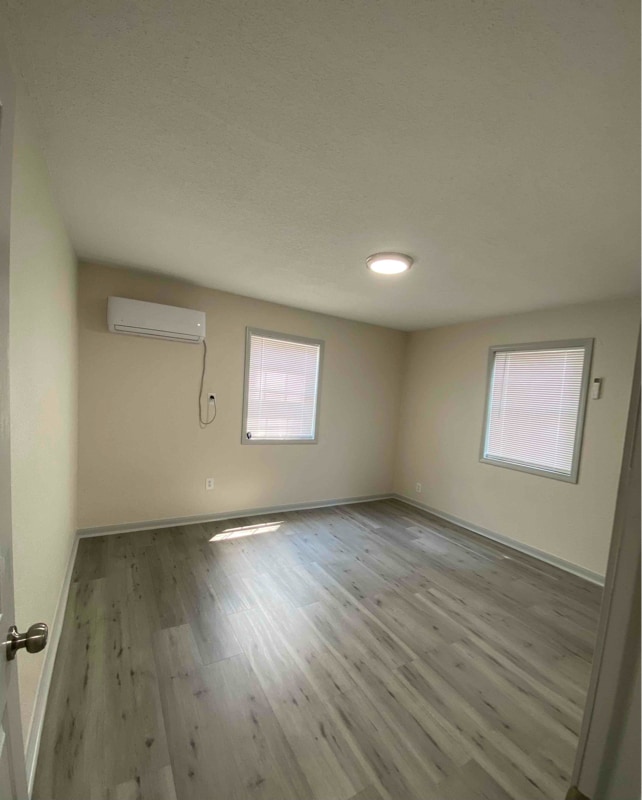 Photo - 626 Edwards St