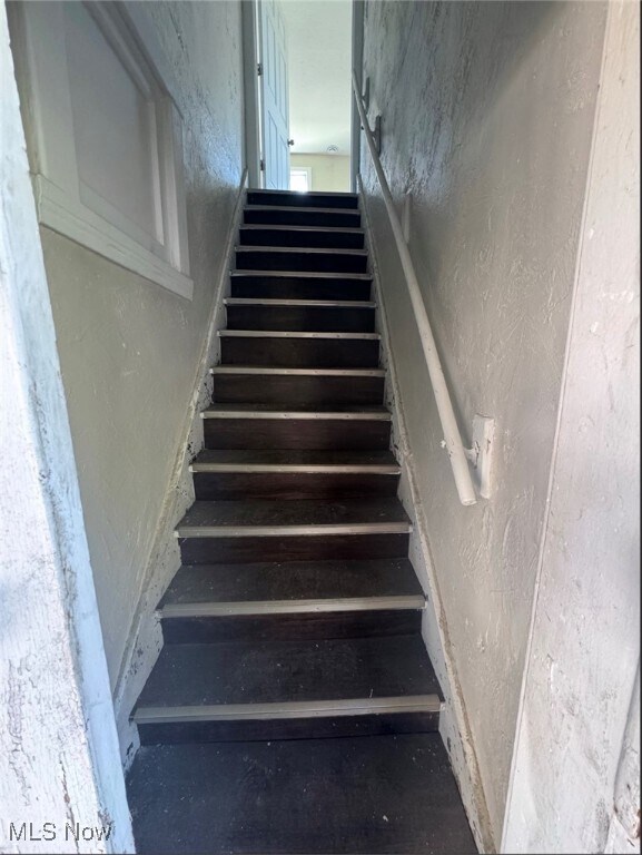 Photo - 5924 Denison Ave Unit Up