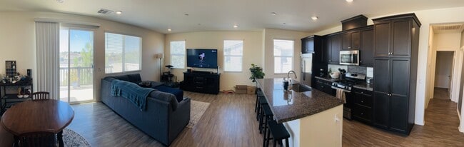 Photo - 7086 Vernazza Pl