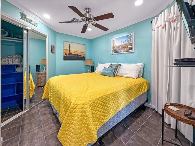 Photo - 9520 Seawall Blvd Unidad 329