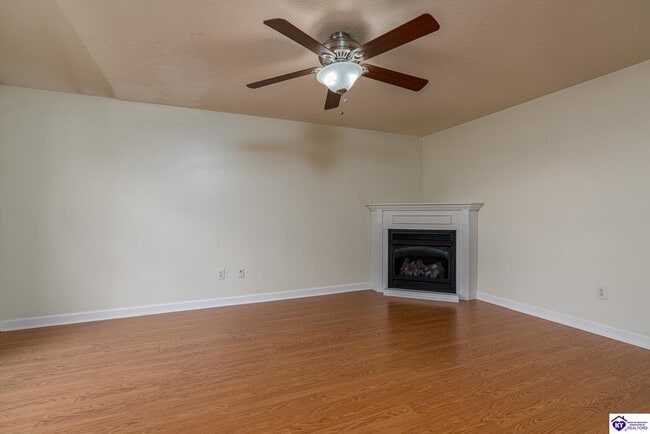 Photo - 119 Charlotte Cir