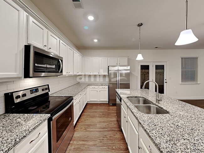 Photo - 1362 Weatherbrook Cir