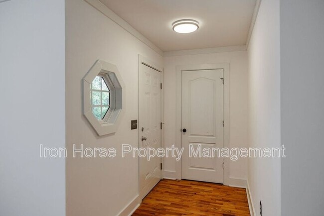 Photo - 205 Third Street