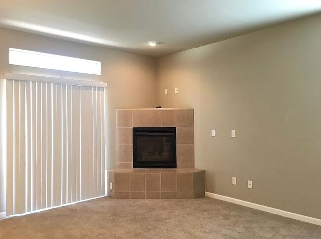 Photo - 1057 NE Kayak Loop