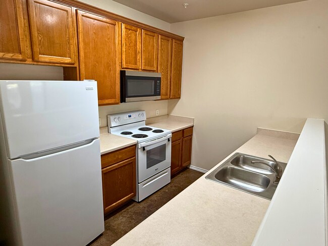 Photo - 10822 Mathom Landing Unidad Mathom Landing #3-10822