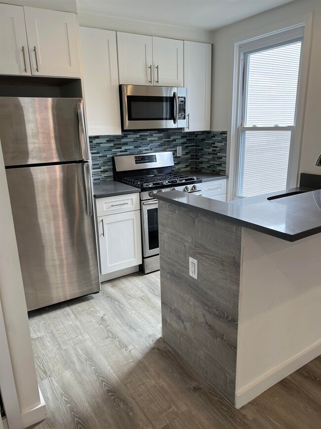 Photo - 349 9th St Unidad APT 4