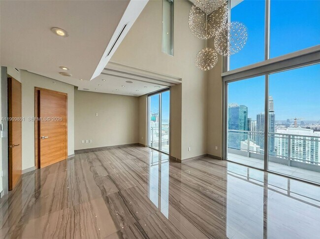 Photo - 92 SW 3rd St Unit PH5213