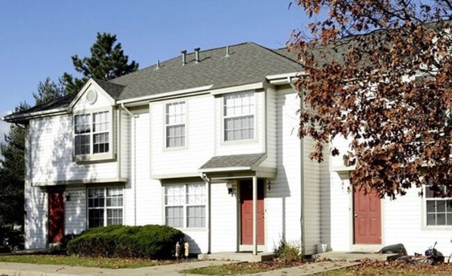 Building Photo - 4600 Forest Hills Ln Unit #4600