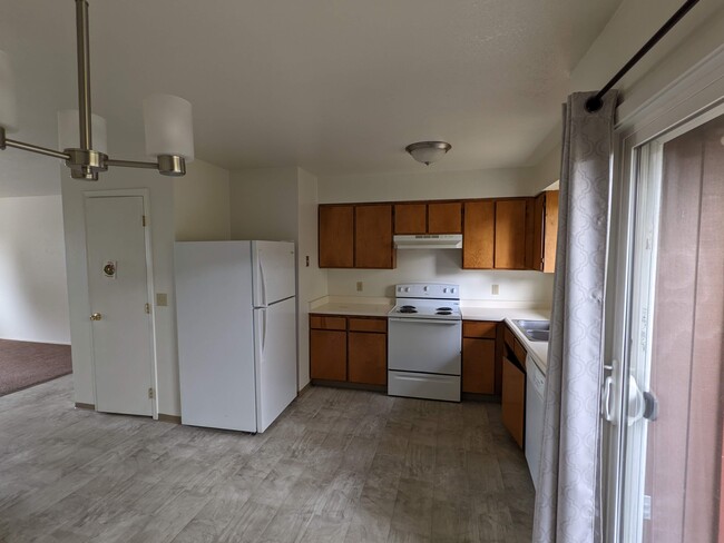 2021 C St Apartments Unit 1 - Eureka, CA | ForRent.com