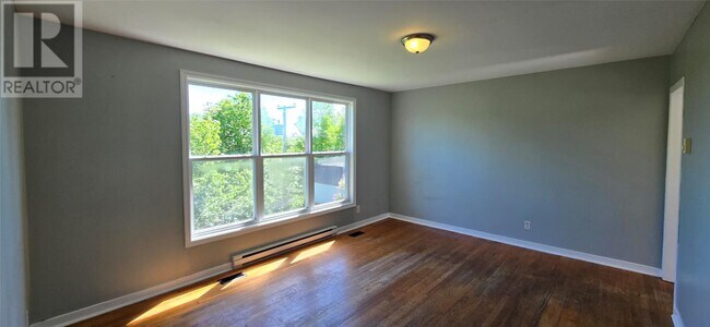 Photo - 43 Eastaff St