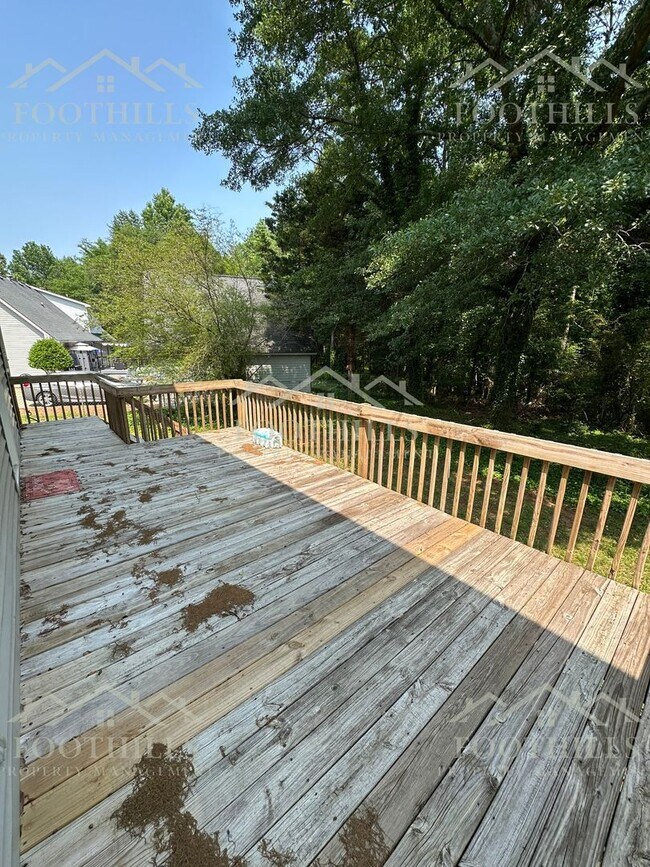 Photo - Comfort & Space in a Great Location! 3-Bed... House