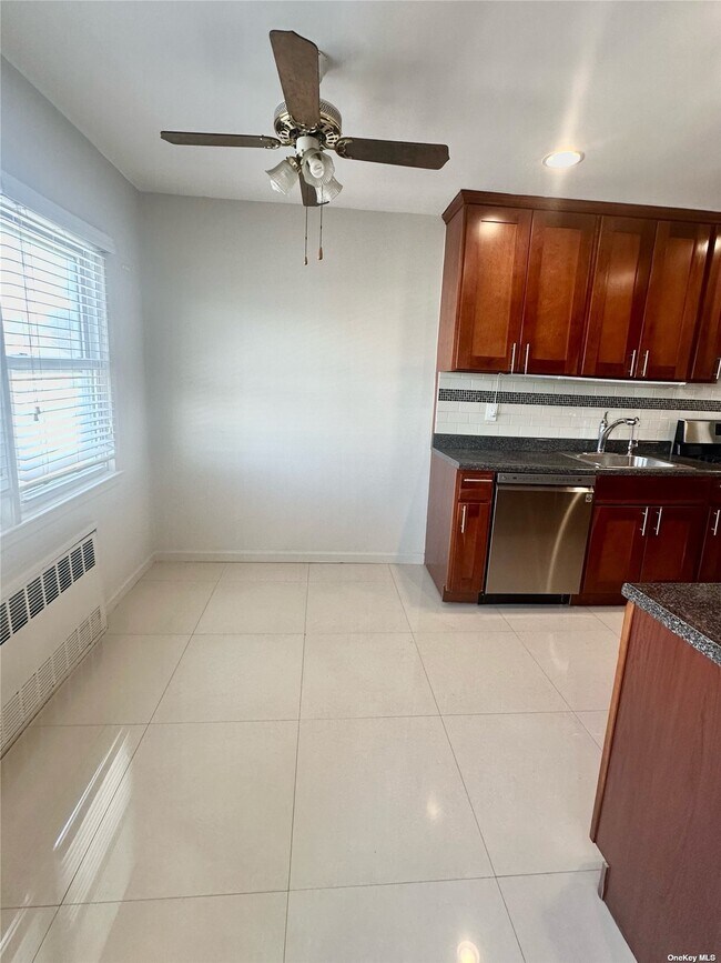 156363 Murray St Apartment Queens, NY