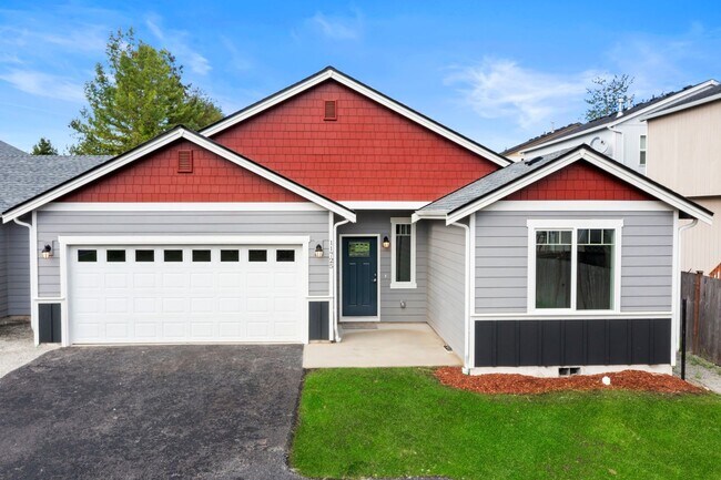 Photo - 11727-11727 4th Ave E