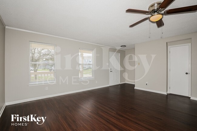 Photo - 11 Atherton Ct