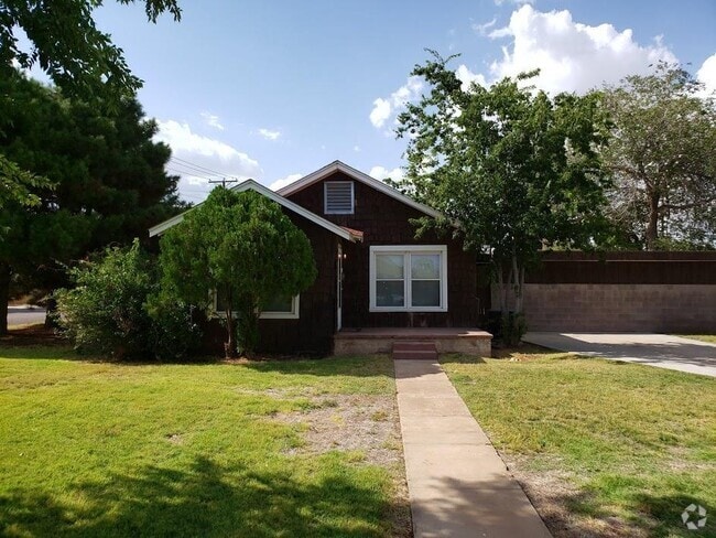 Building Photo - 1210 W Indiana Ave Rental