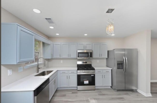 Photo - 3009 Fields Dr