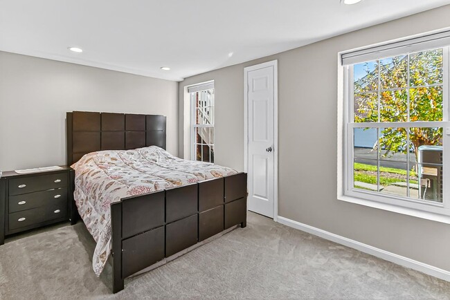 Photo - 1300 Pinstripe Ct