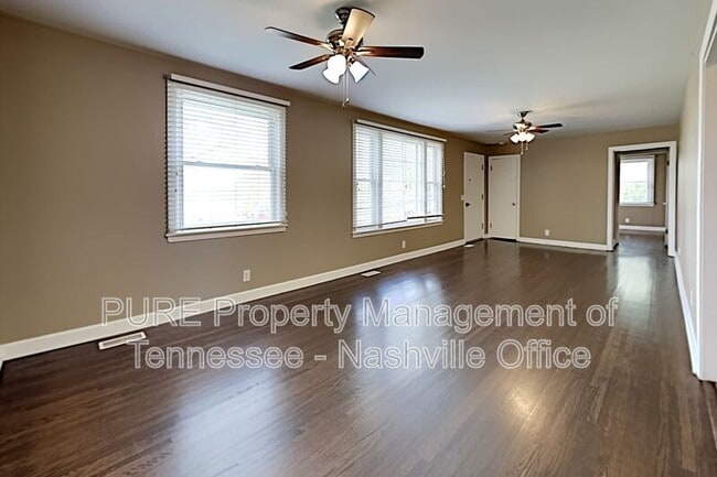 Photo - 537 Whispering Hills Dr