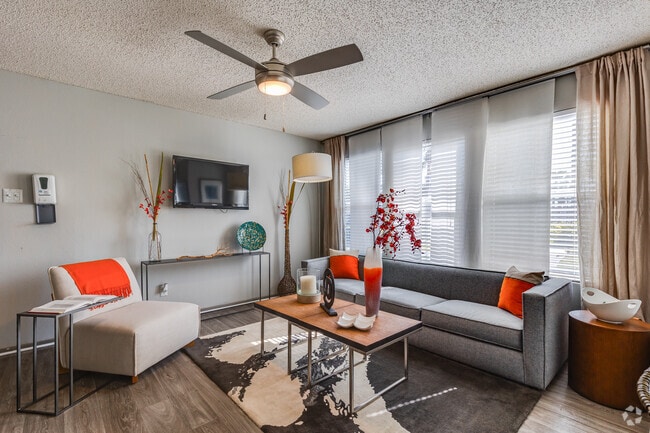 2 BR, 2 BA - 945SF - Devon - Sala de estar - The Adelaide