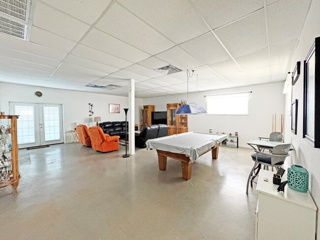 Photo - 47320 TX-118