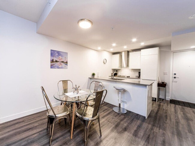 1283 Howe St Unit SI ID1222946P