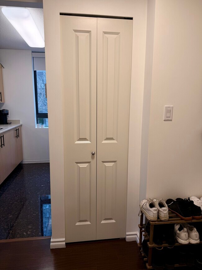 Photo - 3588 Crowley Dr Unit 213