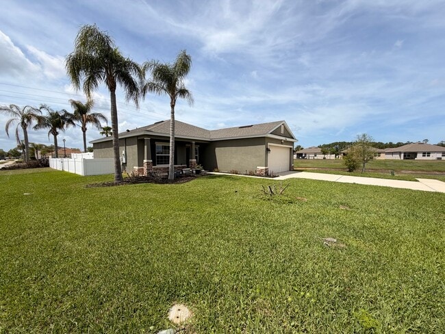 Photo - Conveniently Located 3BR Home in Port Orange Plantation