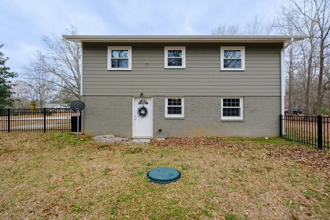 Photo - 54 Whitehead Dr