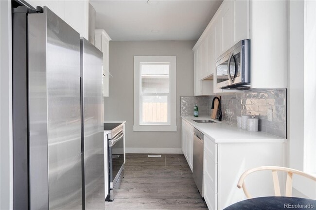 Photo - 721 W 5th Ave