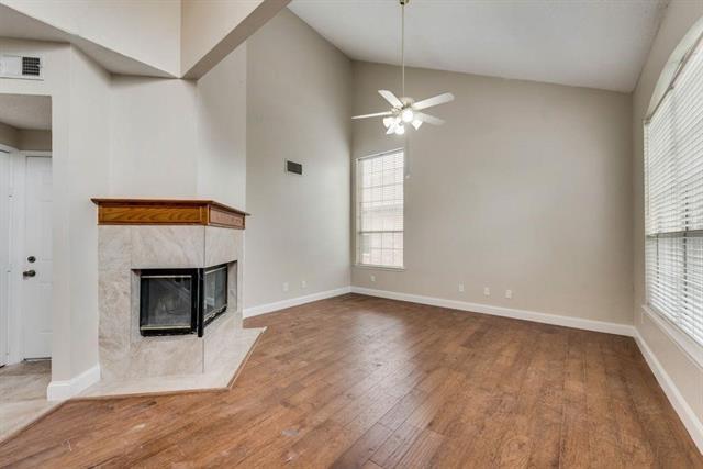 Photo - 3009 Larkspur Ct