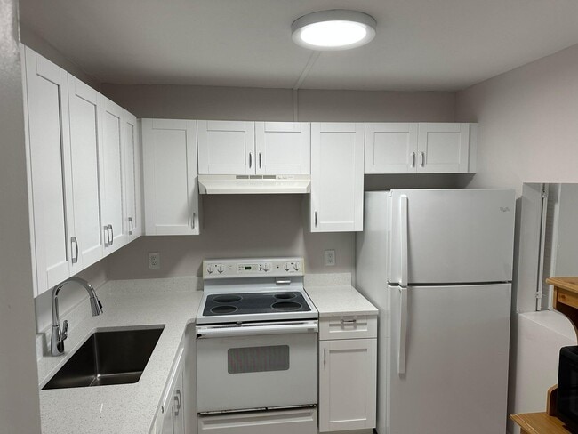 Photo - 9355 SW 8th St Unidad 421