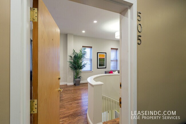 Photo - 1417 Chapin St NW Unit #505