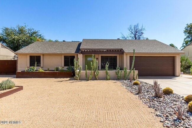 Building Photo - 6501 E Sandra Terrace