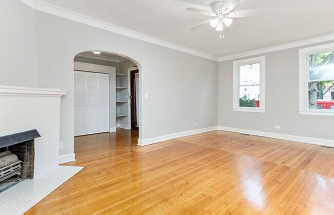 Photo - 910 Lake St Unit 1