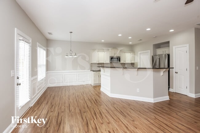 Photo - 6031 Apple Grove Rd NE