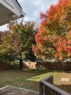 Patio interior - 816 Logan Ave