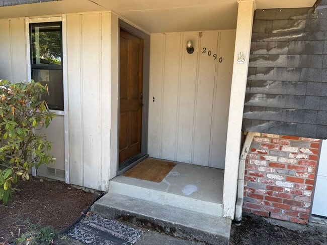 Photo - 2090 Tabor St