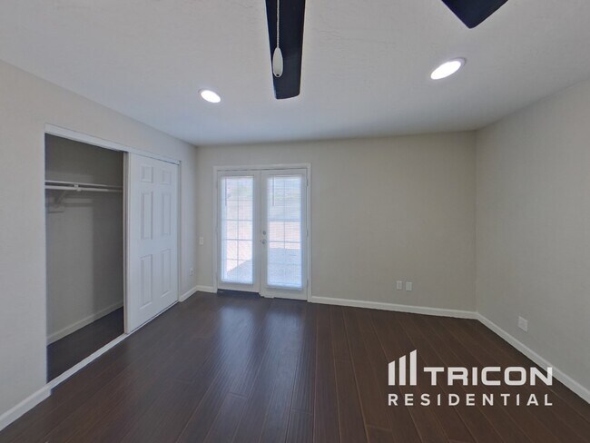 Photo - 3321 E Anderson Dr