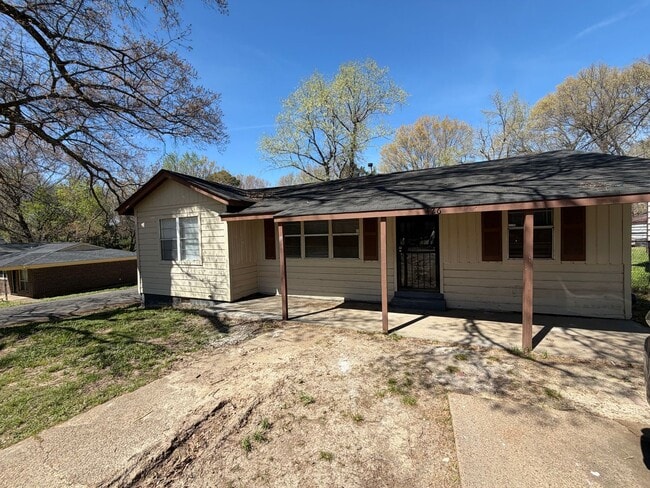 Photo - 426 Delta Rd