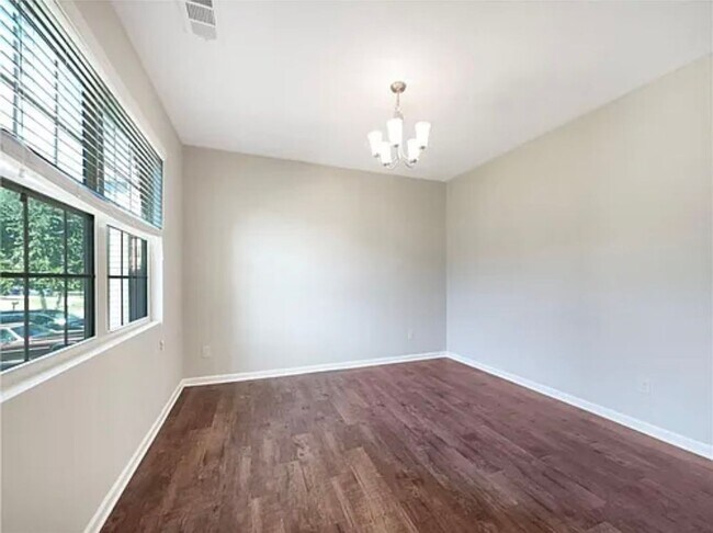 Photo - 444 Lake Ridge Ln