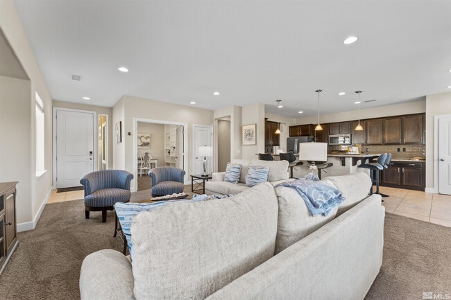 Photo - 784 Ahwanee Dr