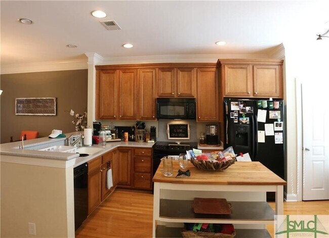 Photo - 213 Lakeview Dr