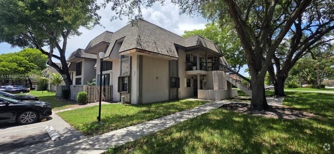 Building Photo - 3693 NW 94th Ave Unit 7I Rental