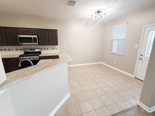 Photo - 4422 Park Trail Ln