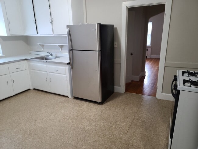 Photo - 20 Brock St Unit 2