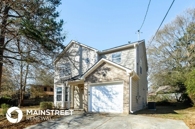 Photo - 260 Omega St