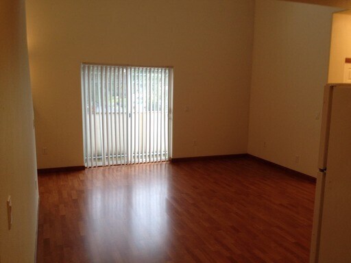 Photo - Elaine Station Apartments