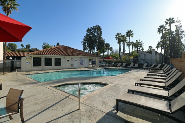 Alicia Viejo Apartment Homes